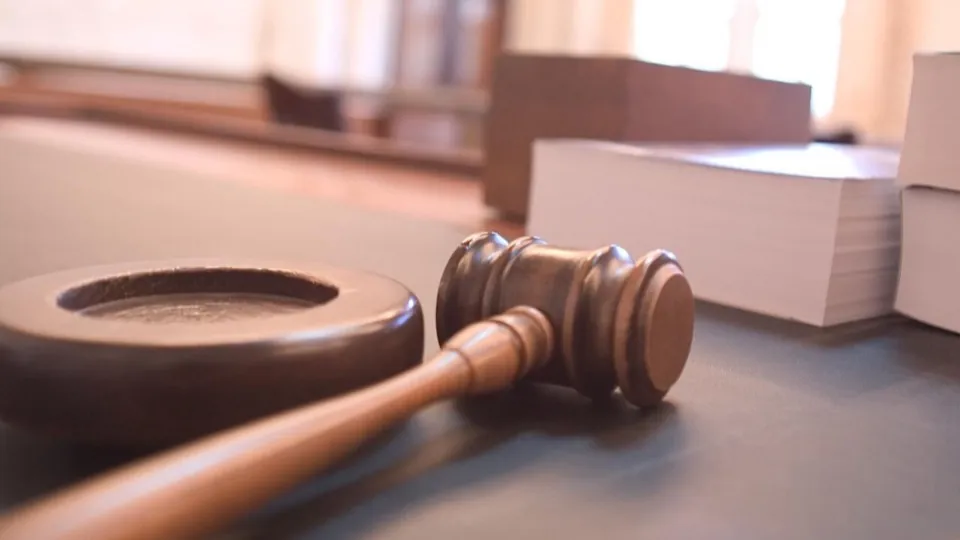 A judge's gavel representing IPTV legality questions